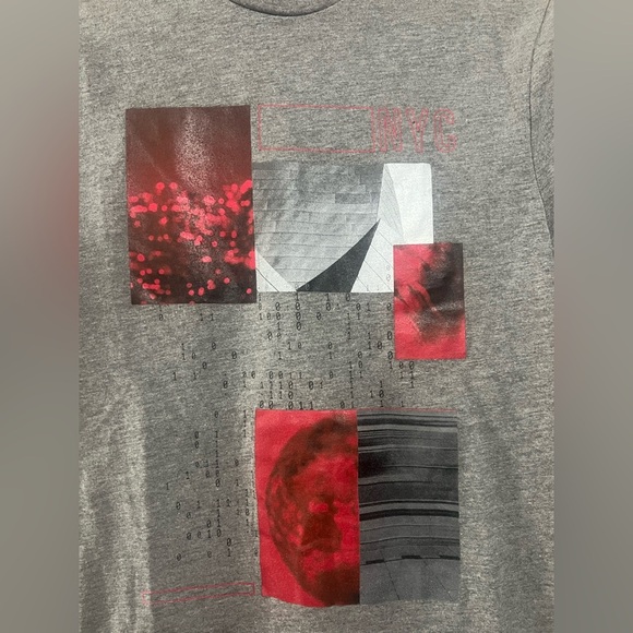 Express Men's NYC Graphic Short Sleeve Tshirt, Grey & Red,Size XS - Picture 2 of 7